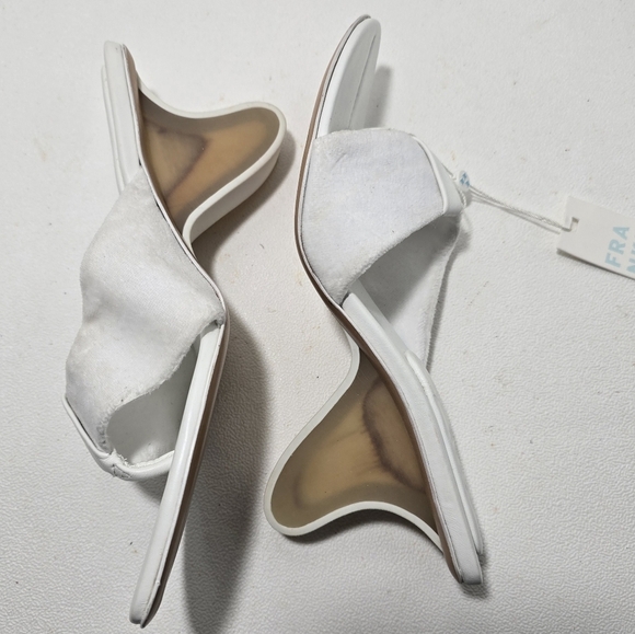 Frankie’s Bikini Surf Fin Heel - Picture 5 of 9